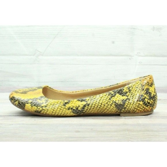 Ballet Shoes - BOC Born Concept Reptile Yellow Batik Snakeskin Pattern Ballet Flats Size 7.5